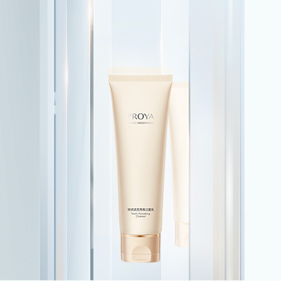 LETOU弹润透亮青春洁面乳